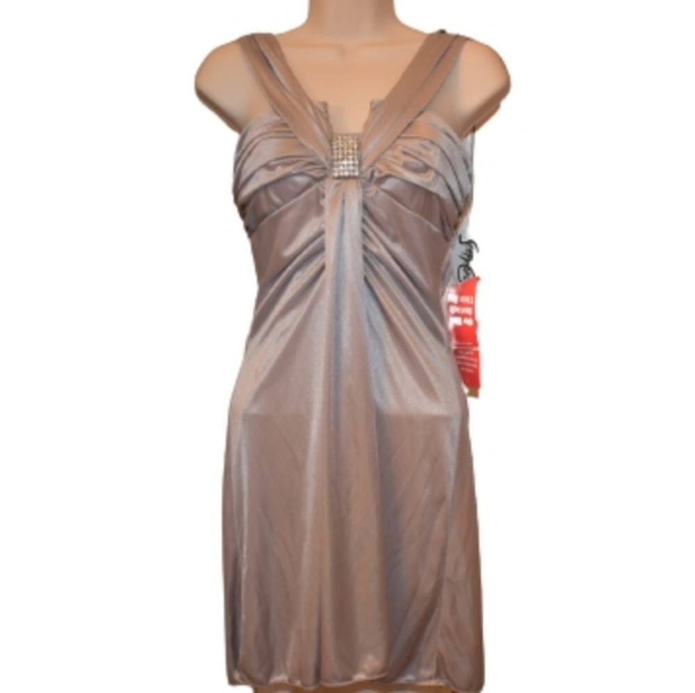 Steppin'‎ Out V-Neck Formal Dress Silver 3